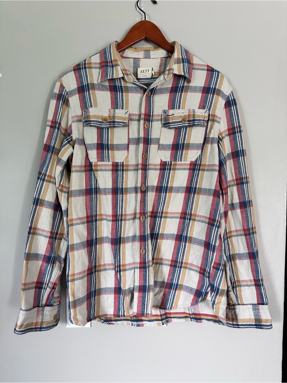 AE 77 Premium Flannel Button Down Shirt NWOT Size S